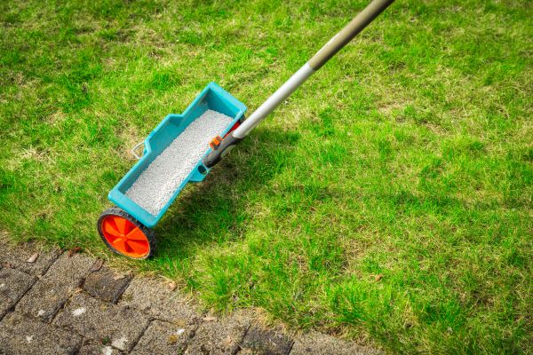 Cost of Commercial Lawn Treatment in Woodstock